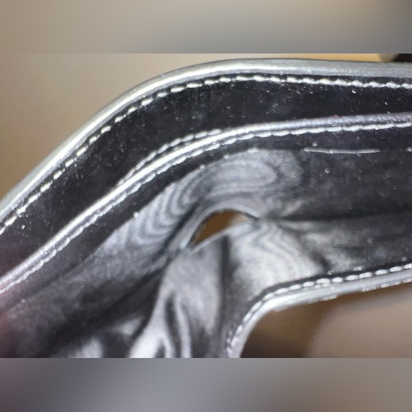 YSL black leather mens wallet! Comes with box, tags, & paperwork in photos! - Picture 10 of 15